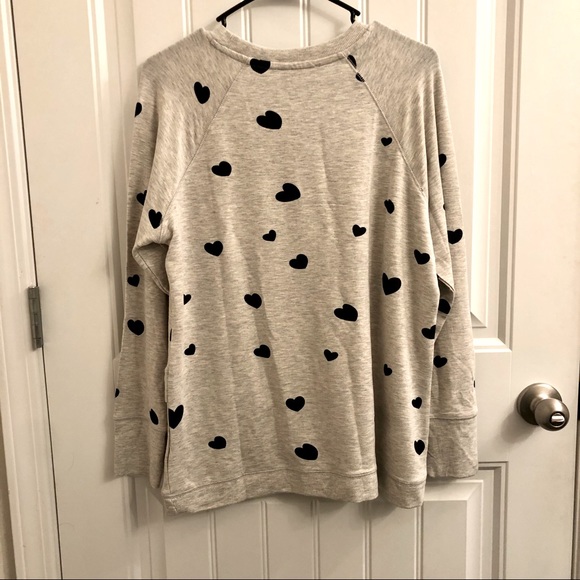 comfy sweatshirt, gray w/black hearts, phi… - Picture 3 of 12